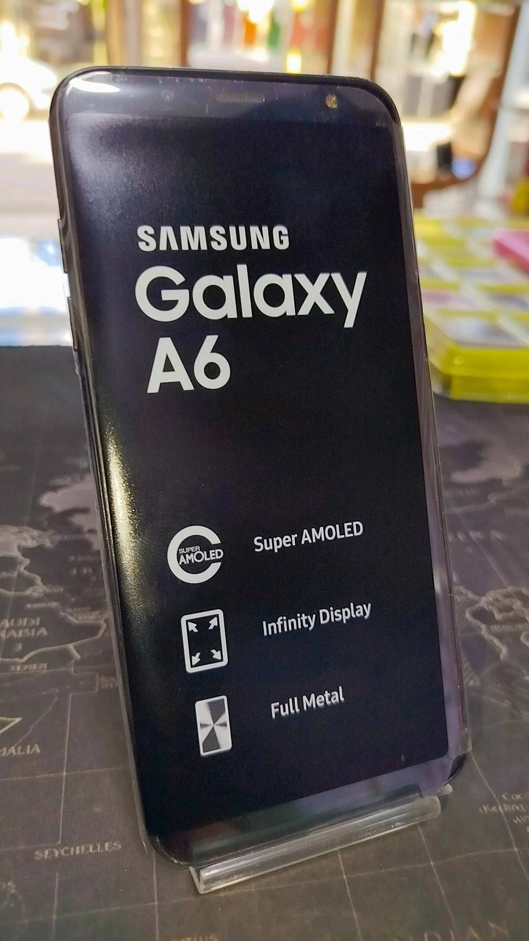 سامسونگ A6  2018 (کارکرده)دوسیم کارت سالم حافظه32گیگ رم3